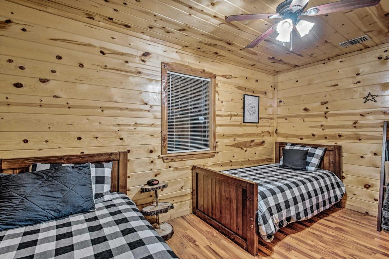 Broken Bow Starlight Cabin With Private Hot Tub! Dış mekan fotoğraf